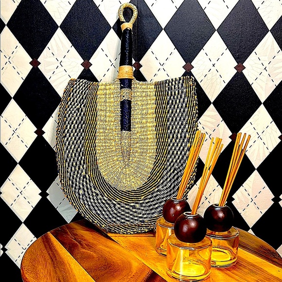 Set of 3 Handwoven African Bolga Fans – Natural Rattan Wall Art or Body Fans - Picture 8 of 15